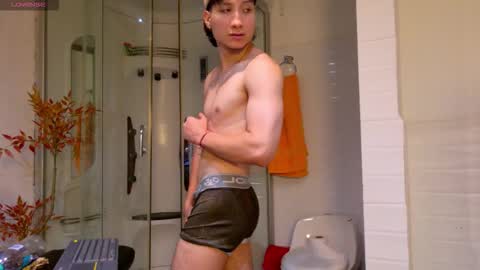 enzo_steel online show from January 14, 2026, 5:51 pm