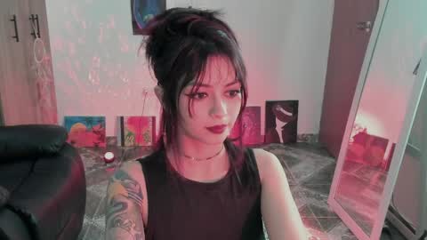 Snapshot of ephemeral_hot chatting on May 13, 2026, 8:38 pm Leyla online show from May 13, 2026, 8:38 pm