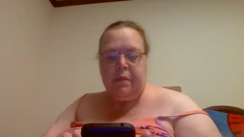epic_ginger online show from September 24, 2025, 12:19 pm
