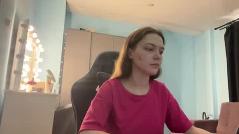 Snapshot of eracloke chatting on March 3, 2026, 4:18 am Lily online show from March 3, 2026, 4:18 am