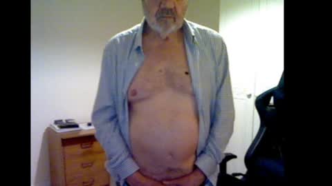 erasmus_d online show from January 22, 2025, 6:31 pm