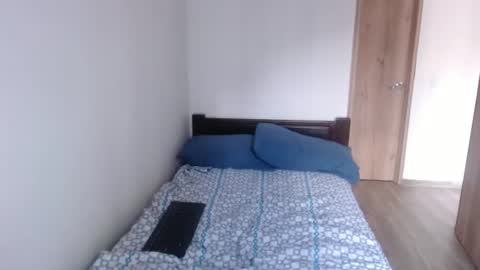 sofia online show from February 24, 2025, 8:47 pm