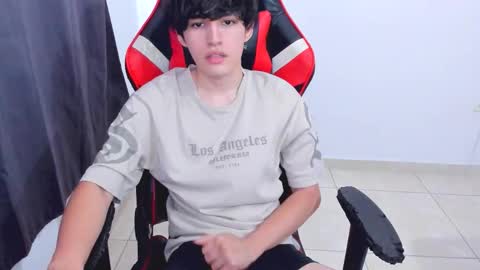 eren_tatakae online show from October 31, 2025, 7:26 pm