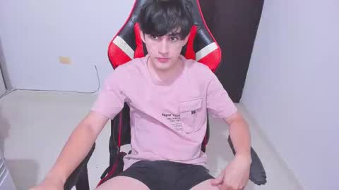 eren_tatakae online show from January 15, 2026, 2:38 am