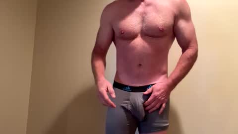 Snapshot of eric_strokes chatting on June 6, 2026, 3:50 pm eric_strokes online show from June 6, 2026, 3:50 pm