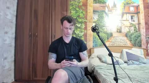 Eric online show from October 1, 2025, 2:23 pm