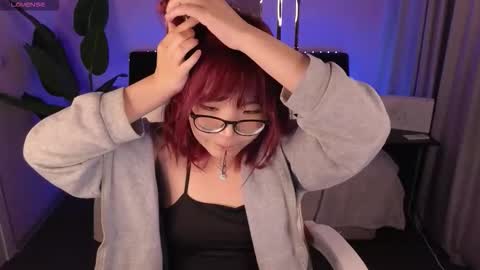 erica_asti online show from November 27, 2025, 2:52 pm