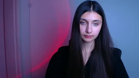 Erica online show from January 8, 2026, 2:08 pm