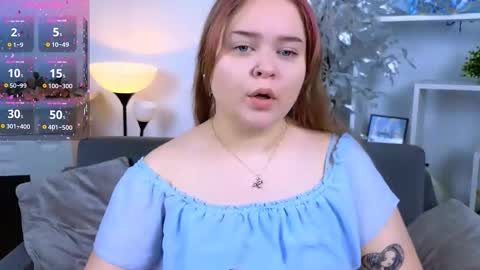 erica_love_ online show from December 17, 2025, 6:52 am