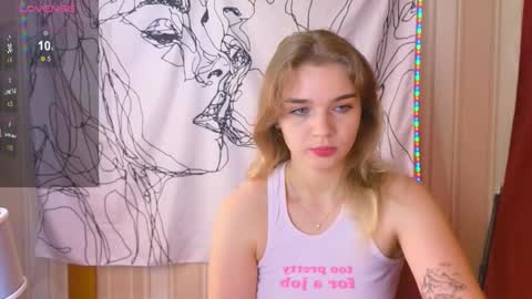 Erica Winterr online show from February 9, 2026, 4:49 am