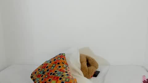 Snapshot of ericbana_ chatting on February 14, 2025, 11:20 pm Dayanna online show from February 14, 2025, 11:20 pm