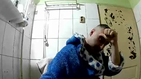 eric online show from January 3, 2025, 4:33 am