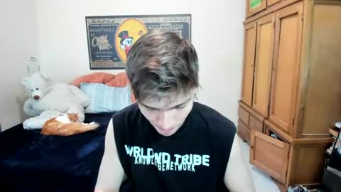 Snapshot of erick_de_rossee chatting on June 19, 2026, 6:45 pm erick_de_rossee online show from June 19, 2026, 6:45 pm