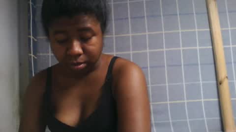 Snapshot of ericka01 chatting on July 11, 2026, 7:33 am ericka01 online show from July 11, 2026, 7:33 am