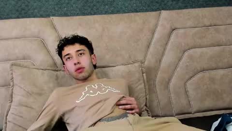 Erick online show from February 6, 2025, 7:07 pm