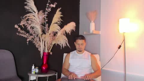 Erick online show from December 5, 2024, 12:22 pm