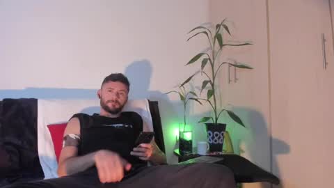 Snapshot of erickpritz_xh chatting on May 4, 2026, 10:17 pm erickpritz_xh online show from May 4, 2026, 10:17 pm