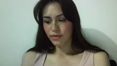 Erika online show from October 16, 2025, 11:28 pm