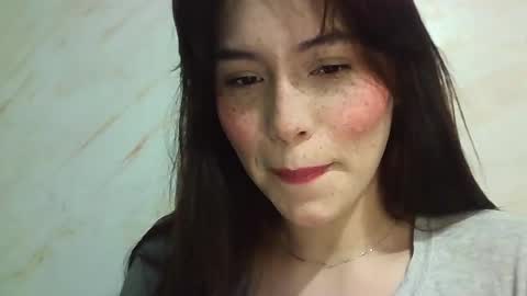 Erika online show from June 25, 2026, 4:33 pm