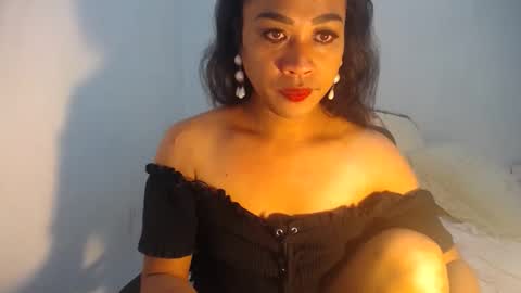 erika_madrigal online show from January 21, 2025, 12:57 am