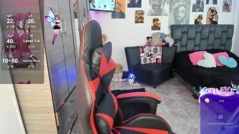 Snapshot of erika_montoya chatting on March 5, 2025, 3:18 pm erika online show from March 5, 2025, 3:18 pm
