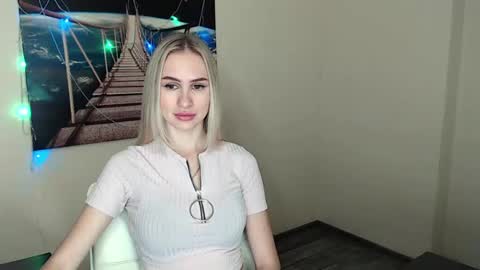 Erika online show from February 17, 2025, 12:38 pm