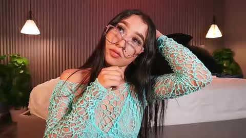 Eri  online show from February 25, 2026, 8:07 pm