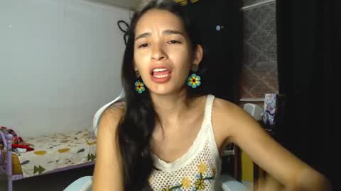 erina_1 online show from December 2, 2024, 1:03 am