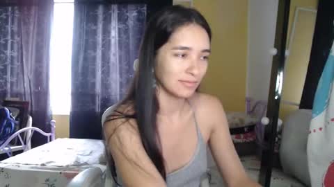 erina_1 online show from November 11, 2025, 3:34 pm