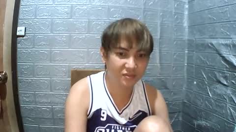 Snapshot of ering_talonglicious chatting on October 22, 2025, 1:00 pm QUEEN E L L A H online show from October 22, 2025, 1:00 pm