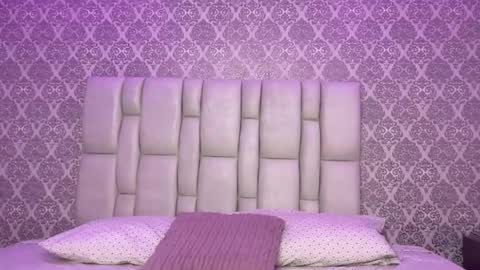 erizdarkveyl online show from April 27, 2026, 4:32 am