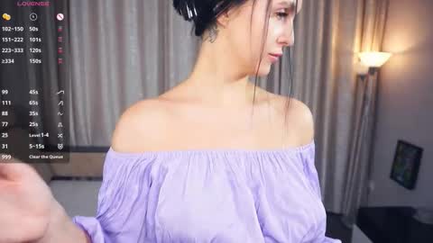 Erline and Monica online show from November 30, 2025, 7:07 pm