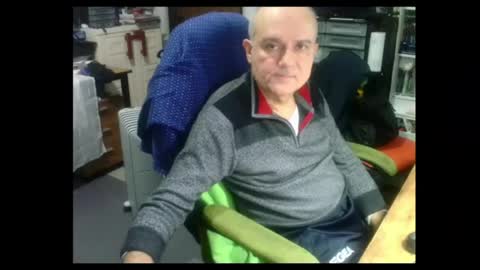 Snapshot of ernello chatting on June 28, 2026, 6:36 pm ernello online show from June 28, 2026, 6:36 pm