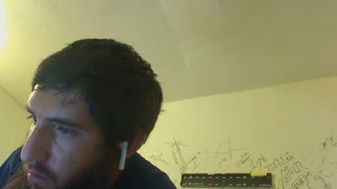 Snapshot of ernesto_verdugo0212 chatting on August 3, 2026, 9:04 am ernesto_verdugo0212 online show from August 3, 2026, 9:04 am