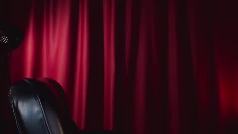 erohaze online show from December 13, 2024, 8:37 pm