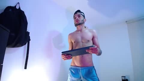 Snapshot of eros_chipre chatting on December 4, 2024, 4:38 pm Eros online show from December 4, 2024, 4:38 pm