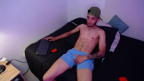 Snapshot of eros_chipre chatting on December 26, 2024, 11:21 am Eros online show from December 26, 2024, 11:21 am