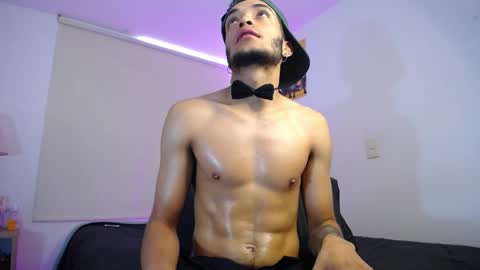 Snapshot of eros_chipre chatting on January 29, 2025, 12:24 pm Eros online show from January 29, 2025, 12:24 pm