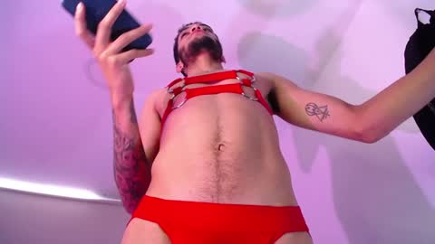 Snapshot of eros_chipre chatting on February 16, 2025, 2:32 pm Eros online show from February 16, 2025, 2:32 pm