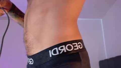 Eros online show from April 23, 2026, 4:53 pm