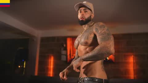 EROS DARK online show from April 21, 2026, 10:23 pm