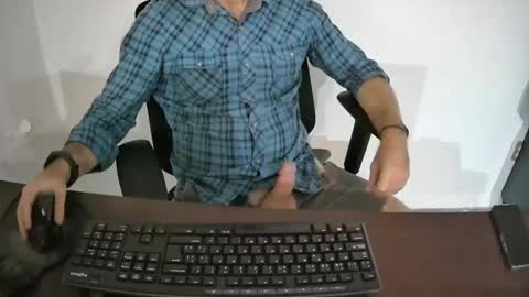 Snapshot of eroskatt chatting on January 30, 2025, 3:44 am Eroskatt online show from January 30, 2025, 3:44 am