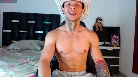 Snapshot of erosscott chatting on July 31, 2026, 5:01 pm Eros online show from July 31, 2026, 5:01 pm