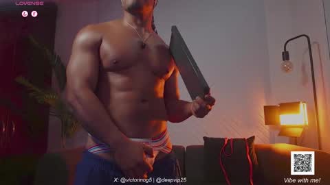 Snapshot of eroswolfs chatting on May 4, 2026, 5:20 pm eroswolf online show from May 4, 2026, 5:20 pm