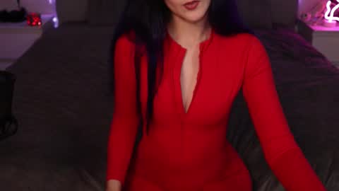 erotic_synth_goddess online show from October 4, 2025, 5:00 pm