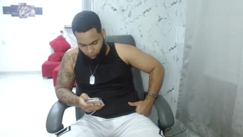 Snapshot of eroticoblack chatting on April 28, 2026, 3:44 am Eroticoblack online show from April 28, 2026, 3:44 am