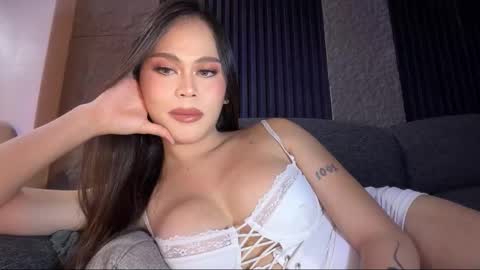 Snapshot of erotictsmonica chatting on September 14, 2025, 1:32 pm monica online show from September 14, 2025, 1:32 pm
