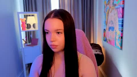 Silvia online show from June 22, 2026, 1:41 pm