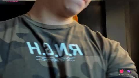 Snapshot of eryonbradley chatting on November 1, 2025, 11:12 am Eryon online show from November 1, 2025, 11:12 am