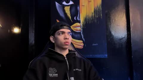 Snapshot of eryonbradley chatting on November 17, 2025, 11:16 am Eryon online show from November 17, 2025, 11:16 am